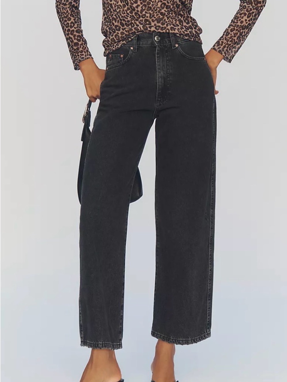 DL1961 Women’s 28 Taylor Barrel Cropped Black Washed Jeans